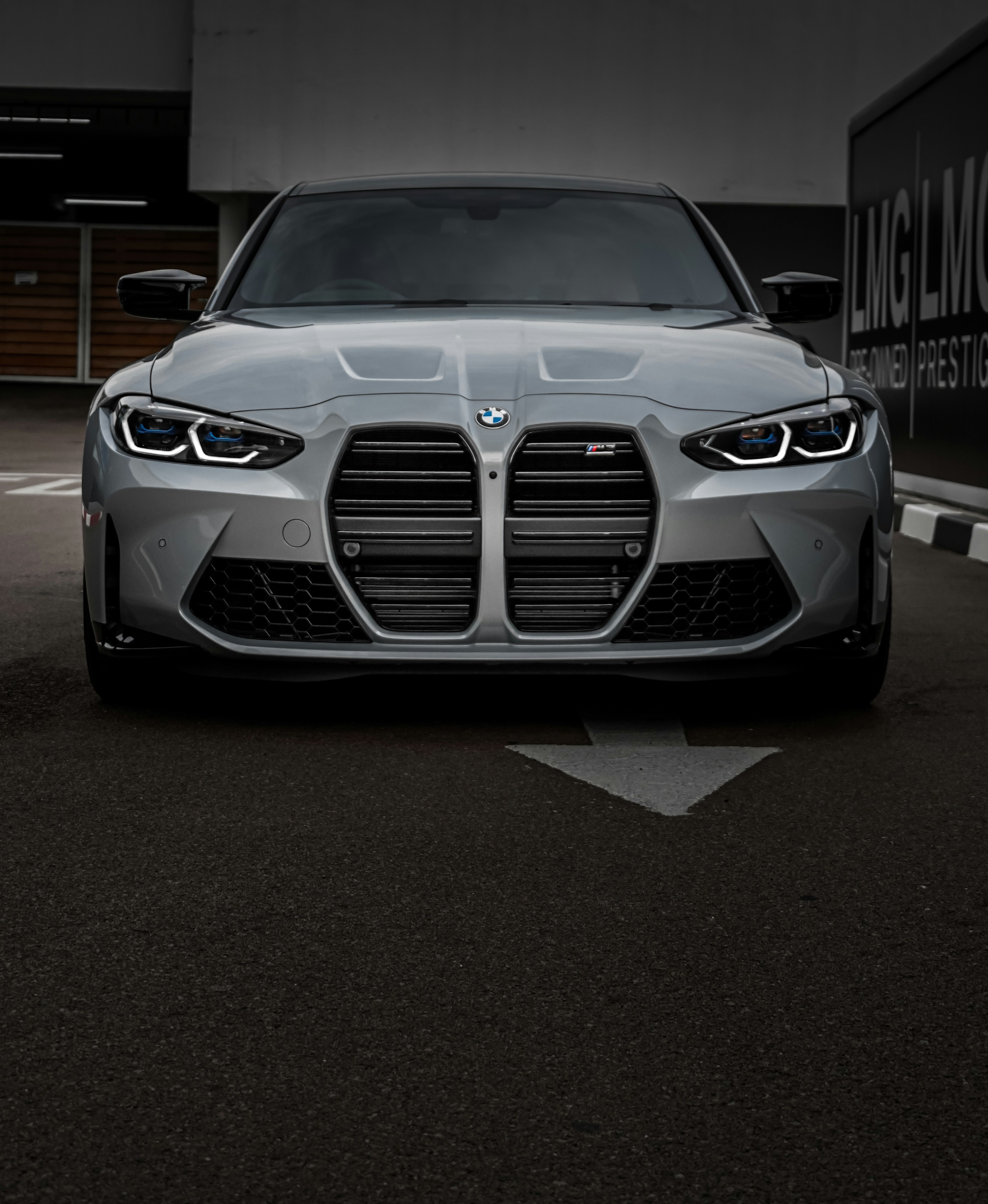 車